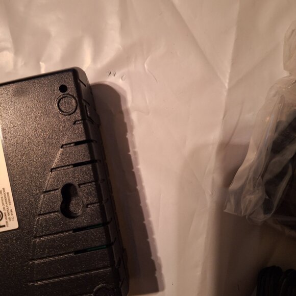 WESTELL MODEM - Picture 10 of 10